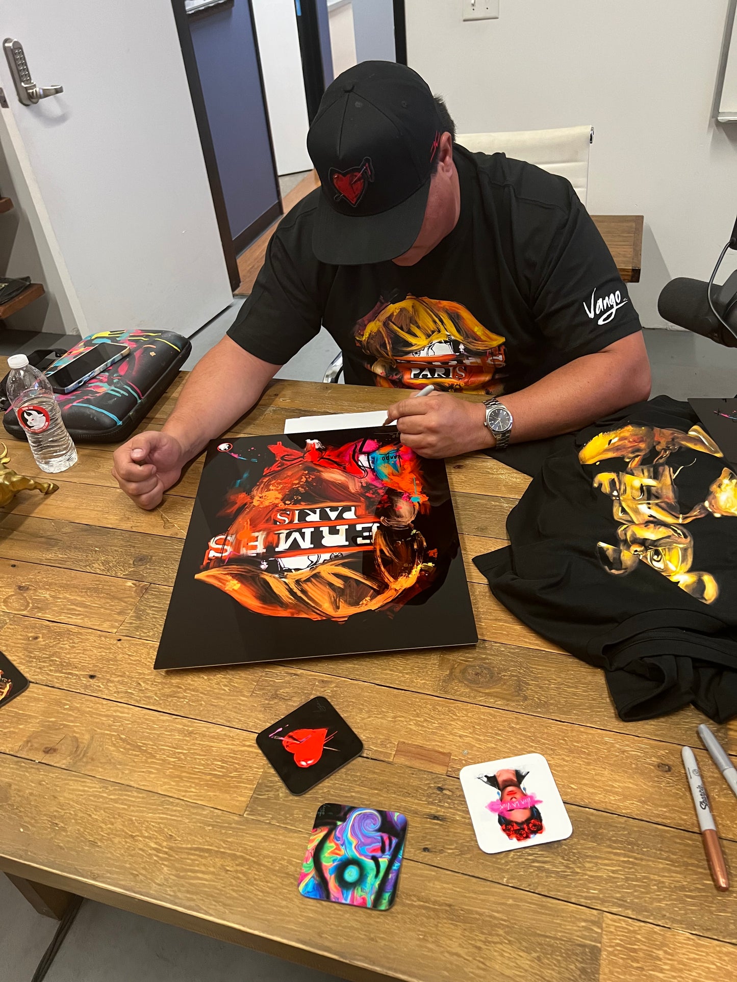 VANGO-AUTOGRAPHED RICTHIE